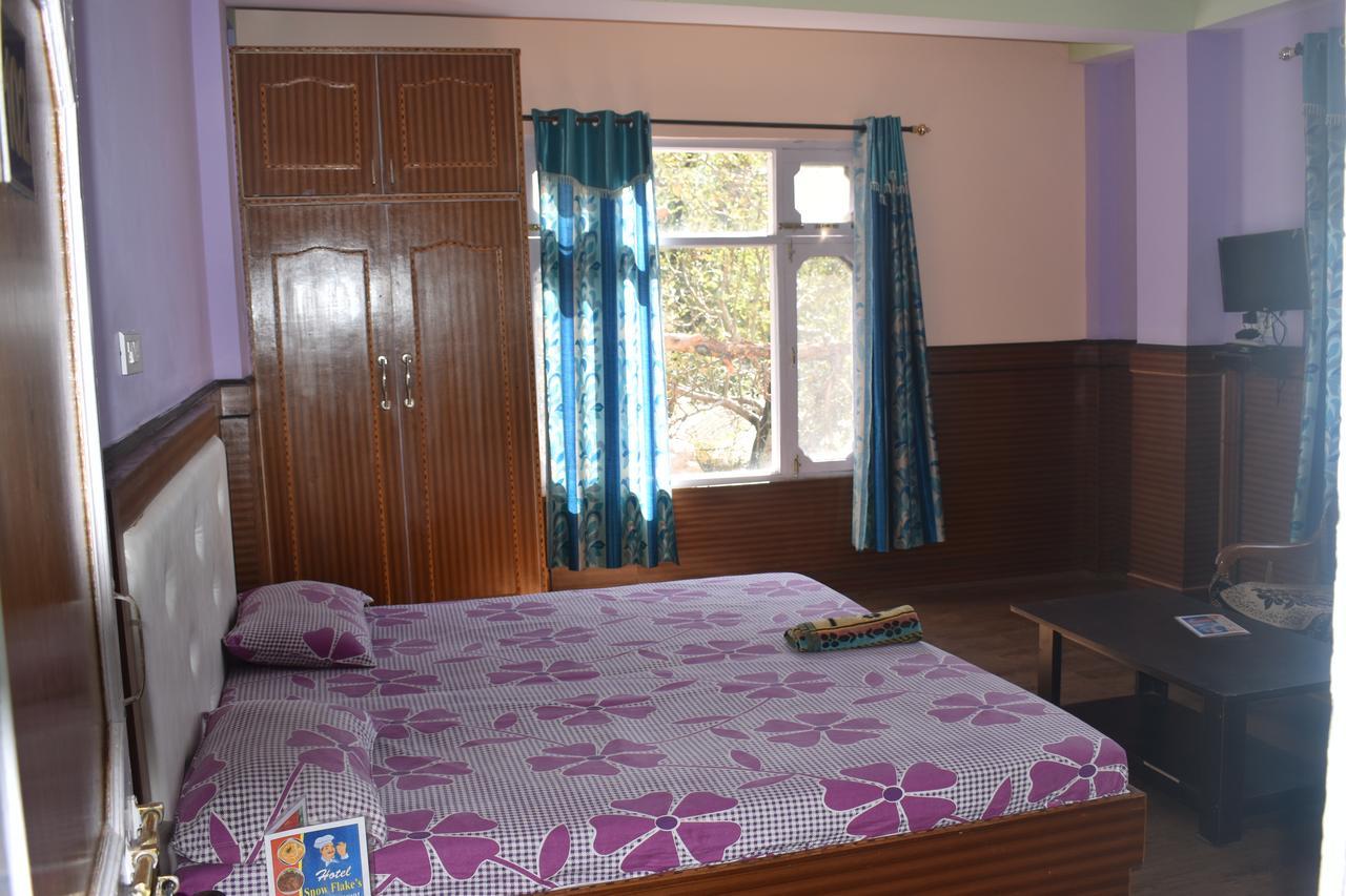 Hotel Snow Flake Rāmpur Exterior photo