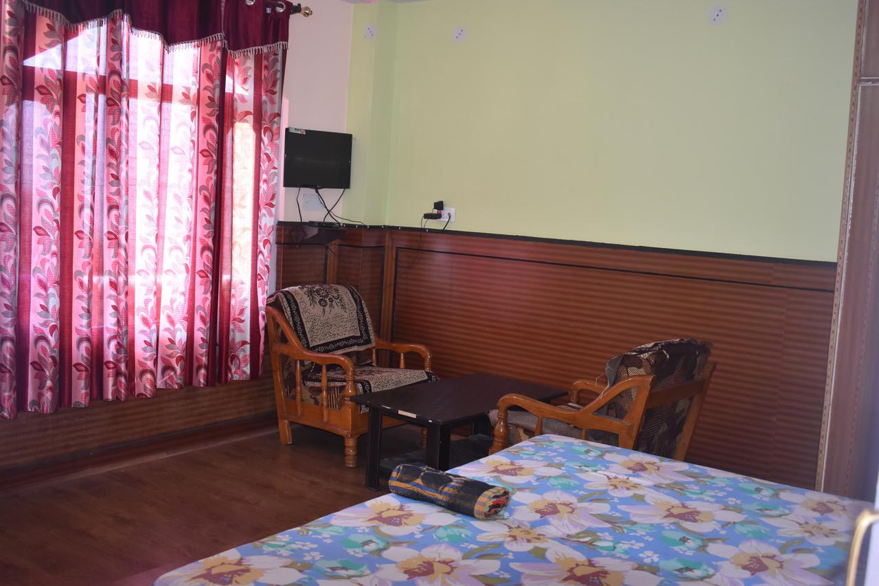 Hotel Snow Flake Rāmpur Exterior photo